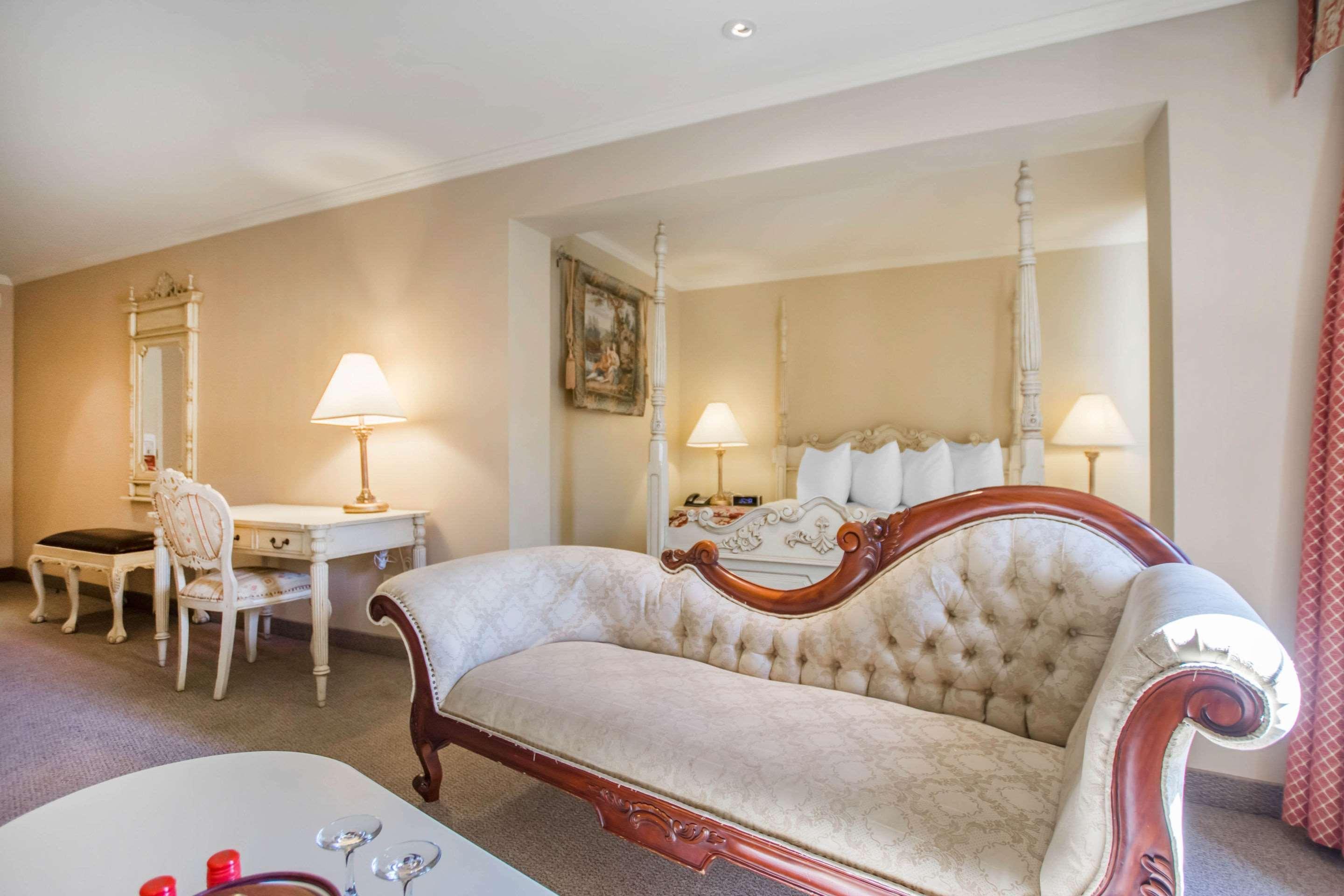 St Christophe Hotel & Spa, Ascend Hotel Collection Granby Esterno foto