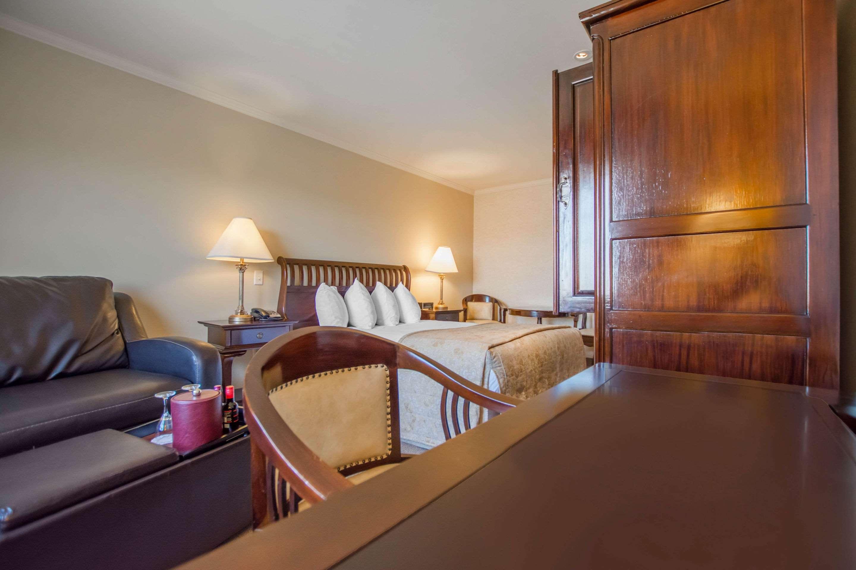 St Christophe Hotel & Spa, Ascend Hotel Collection Granby Esterno foto