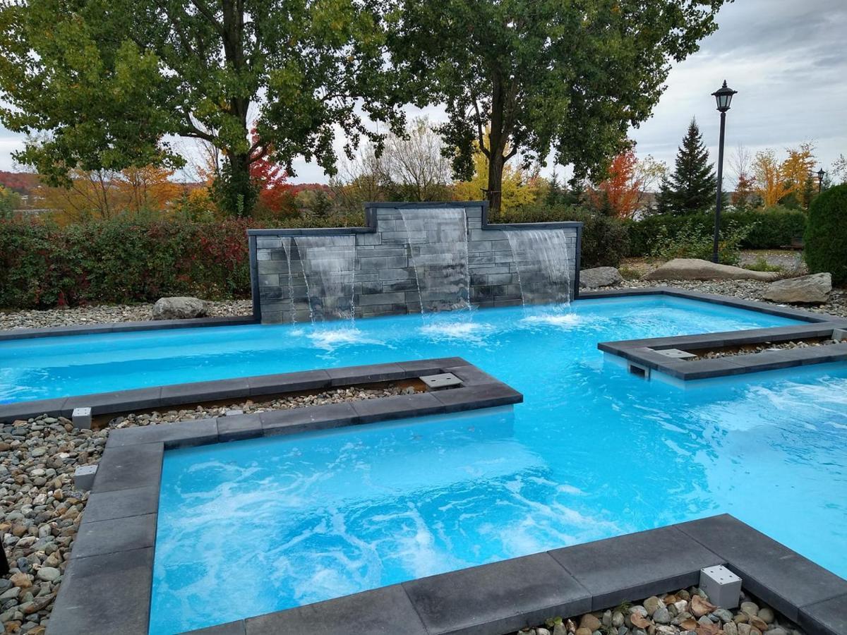 St Christophe Hotel & Spa, Ascend Hotel Collection Granby Esterno foto