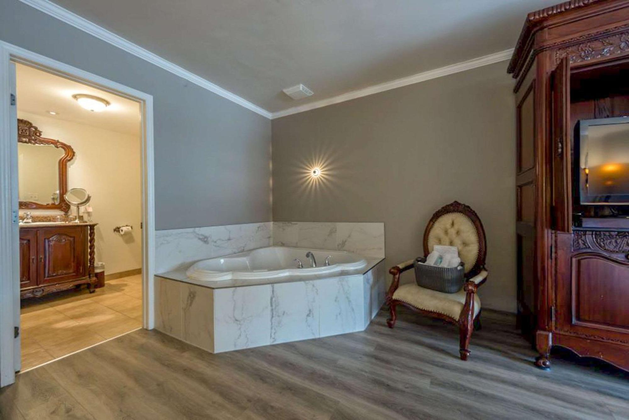 St Christophe Hotel & Spa, Ascend Hotel Collection Granby Esterno foto