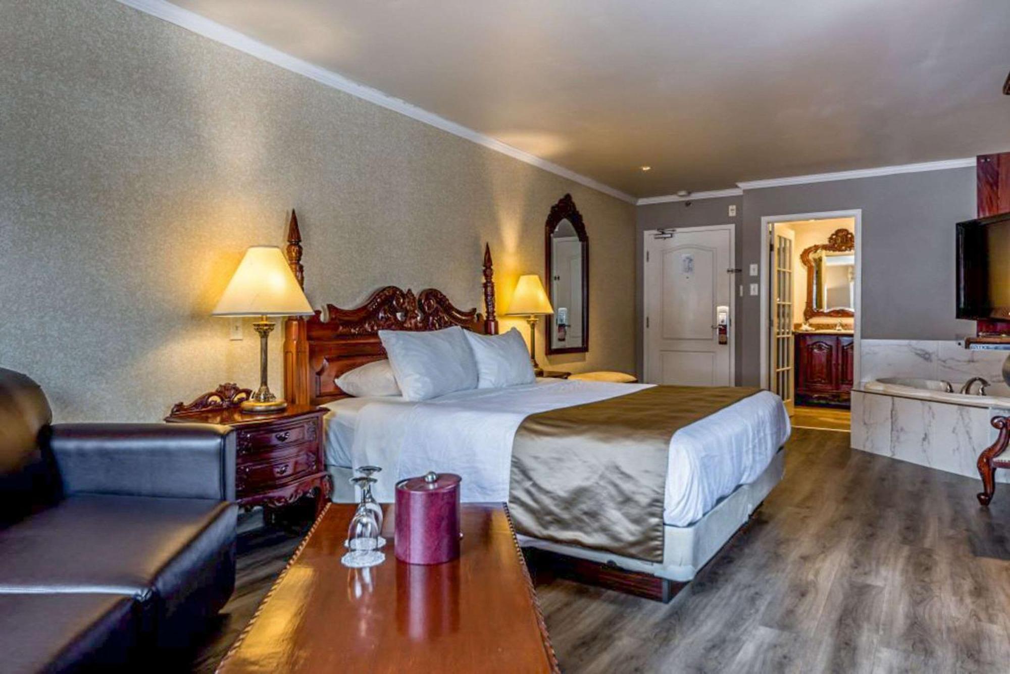 St Christophe Hotel & Spa, Ascend Hotel Collection Granby Esterno foto